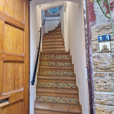 Le Coeur De La Vieille בית נופש מנטון