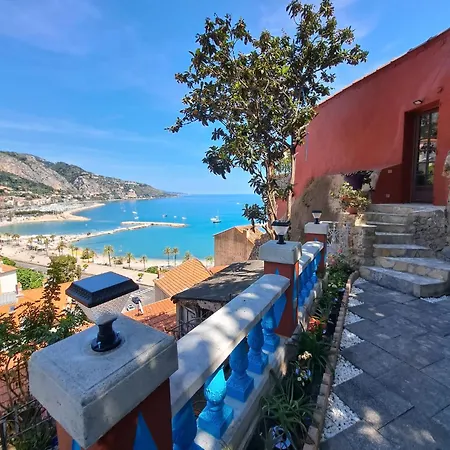 Le Coeur De La Vieille Menton
