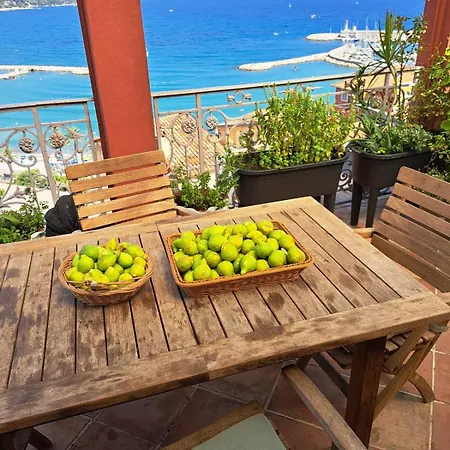 Le Coeur De La Vieille * Menton